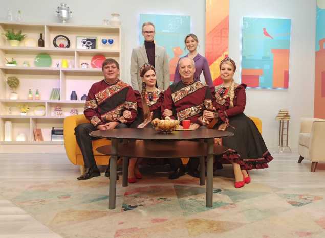 Ансамбль «Горница» принял участие в программе «Утро на Экспрессе»